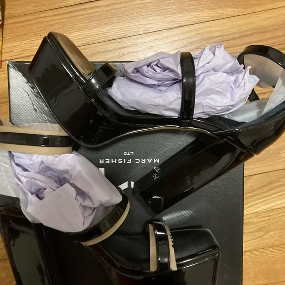 New Marc fisher frita shoes size 7 - Picture 3 of 5